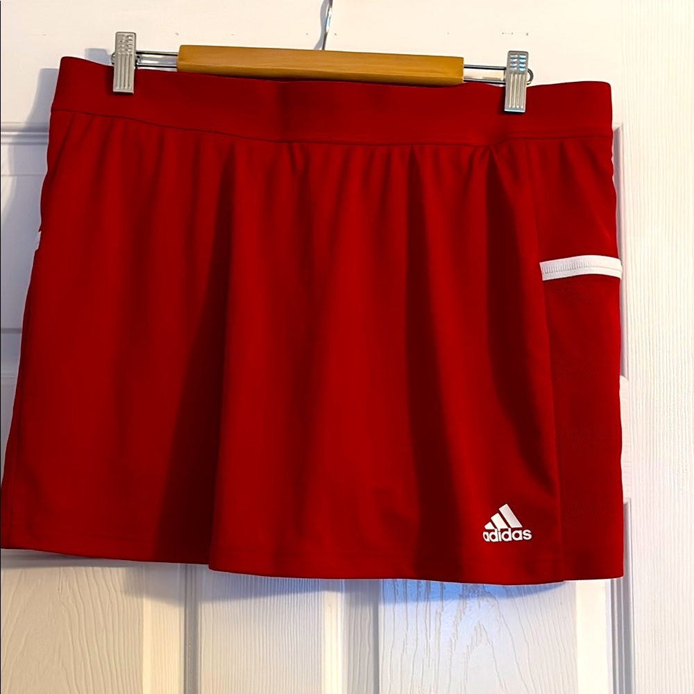 Adidas Red Tennis Skirt. Size XL.